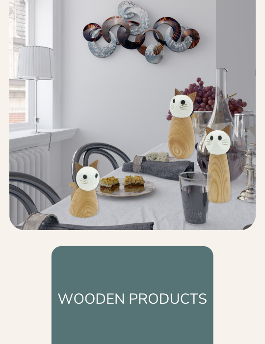 WOODEN ITEMS